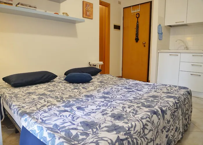 דירה Magnoliaalmare-beachfront With Spacious Terrace