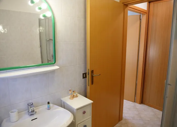 דירה Magnoliaalmare-beachfront With Spacious Terrace *